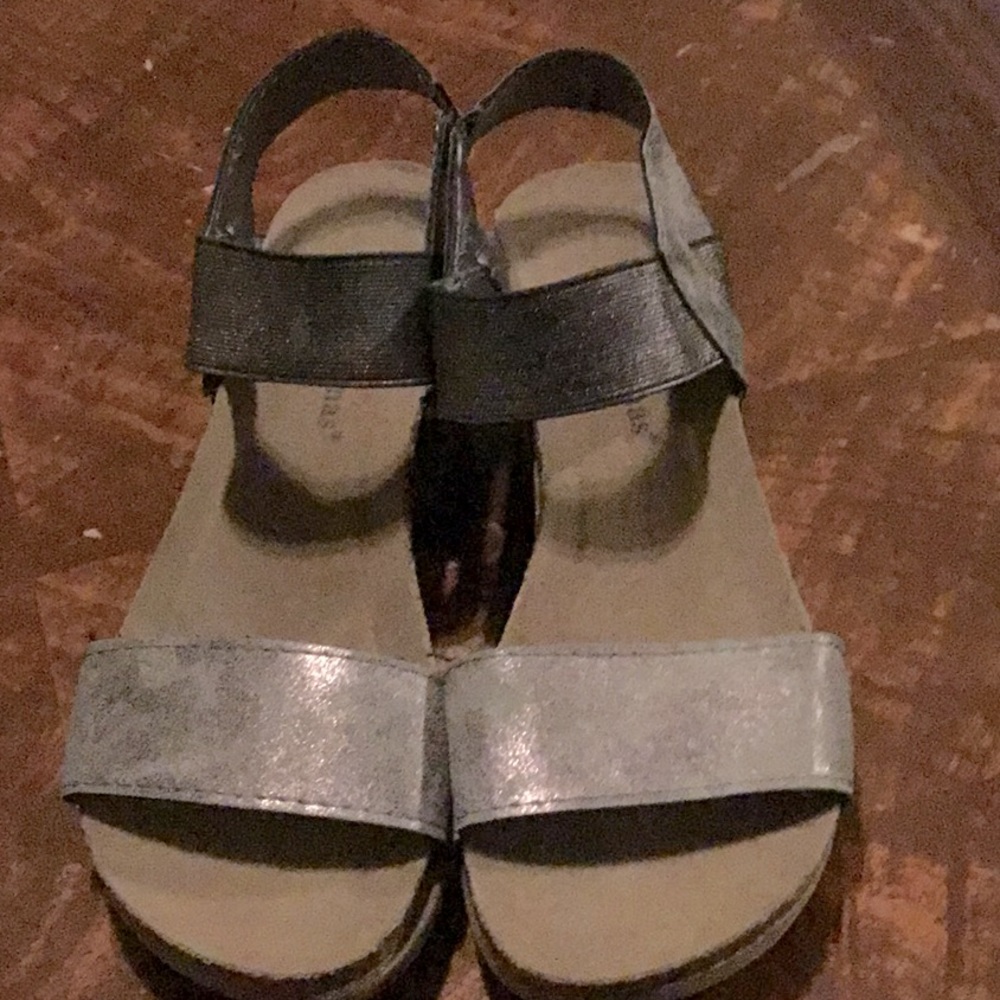 Pierre Dumas cork wedge sandals size 6.5